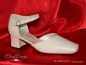 Preview: Brautschuh Lena aus Echtleder Absatz 4,5 cm. in champagner