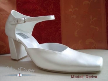 Satin Brautschuhe Deriva in ivory