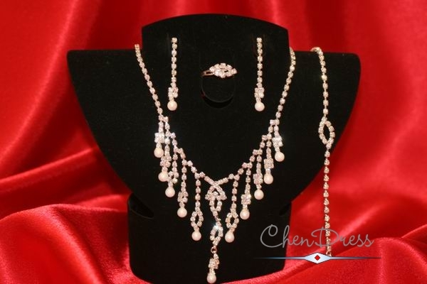 NEU-4-tlg.-ChenDress Collier-Set Strass-Perlen BA4722