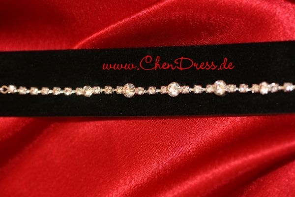 Armband mit Strass Steinen