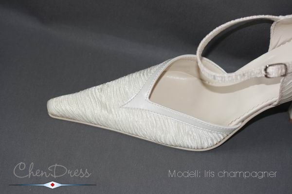 Brautschuh Iris in ivory