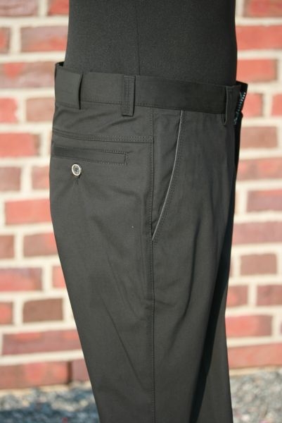 Elegante Hose in schwarz aus feiner Baumwolle